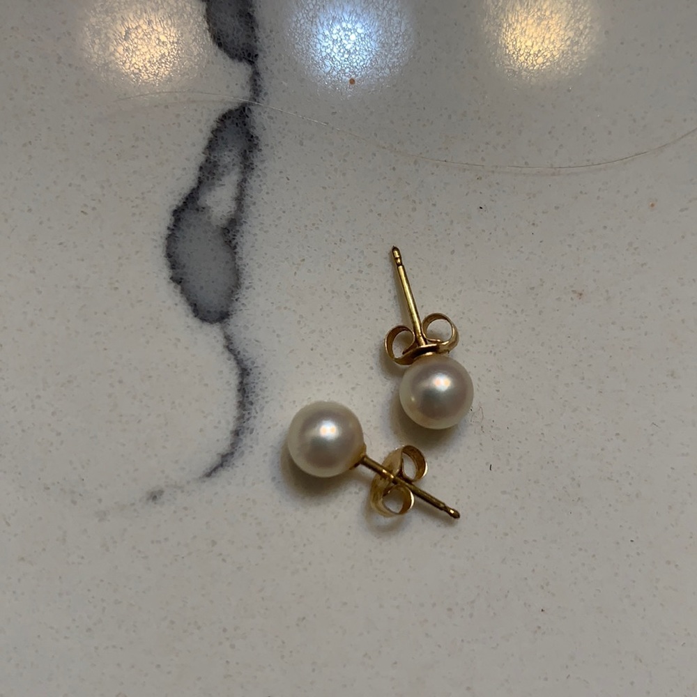 Real peral earrings
